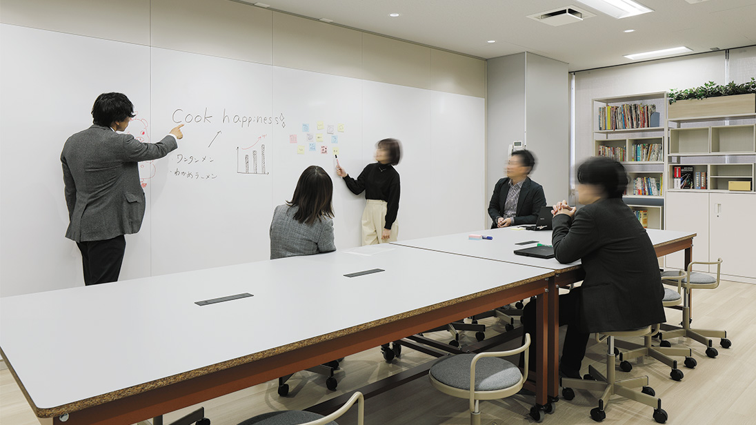 クリエイティブルーム