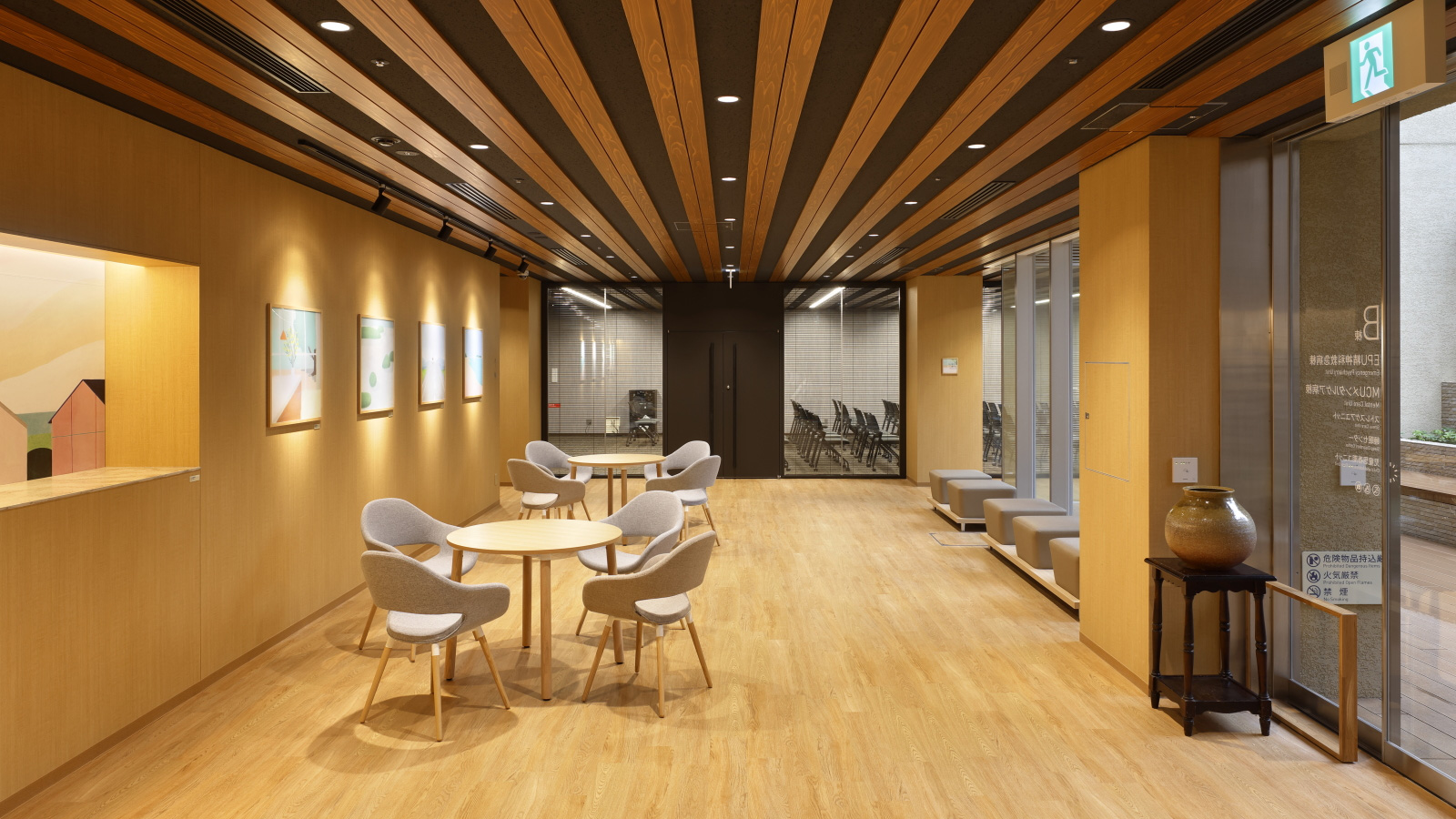 エントランスロビー