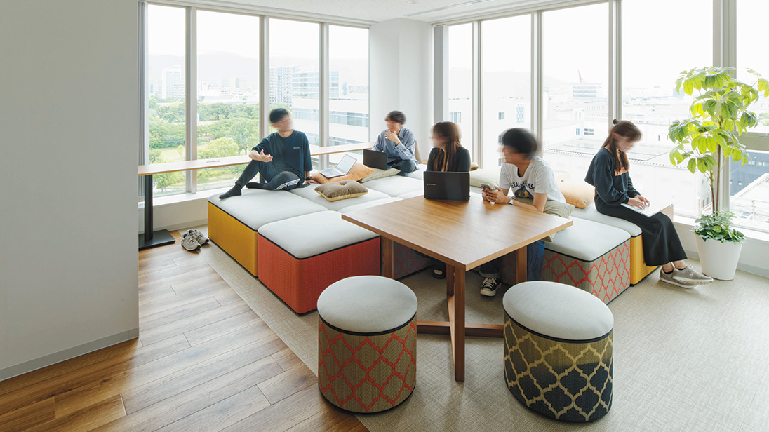 ラウンジスペース