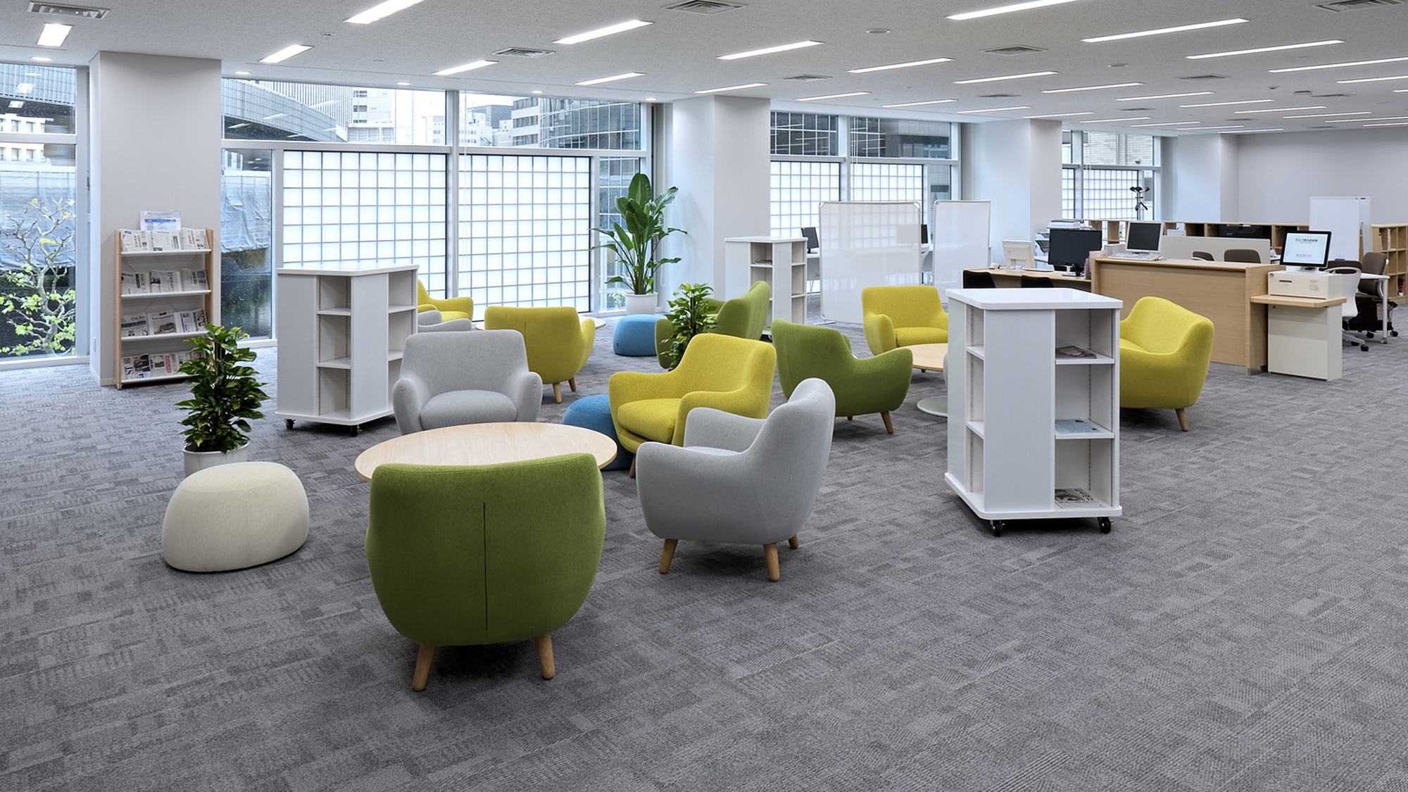 図書館企画コーナー、マルチメディアエリア