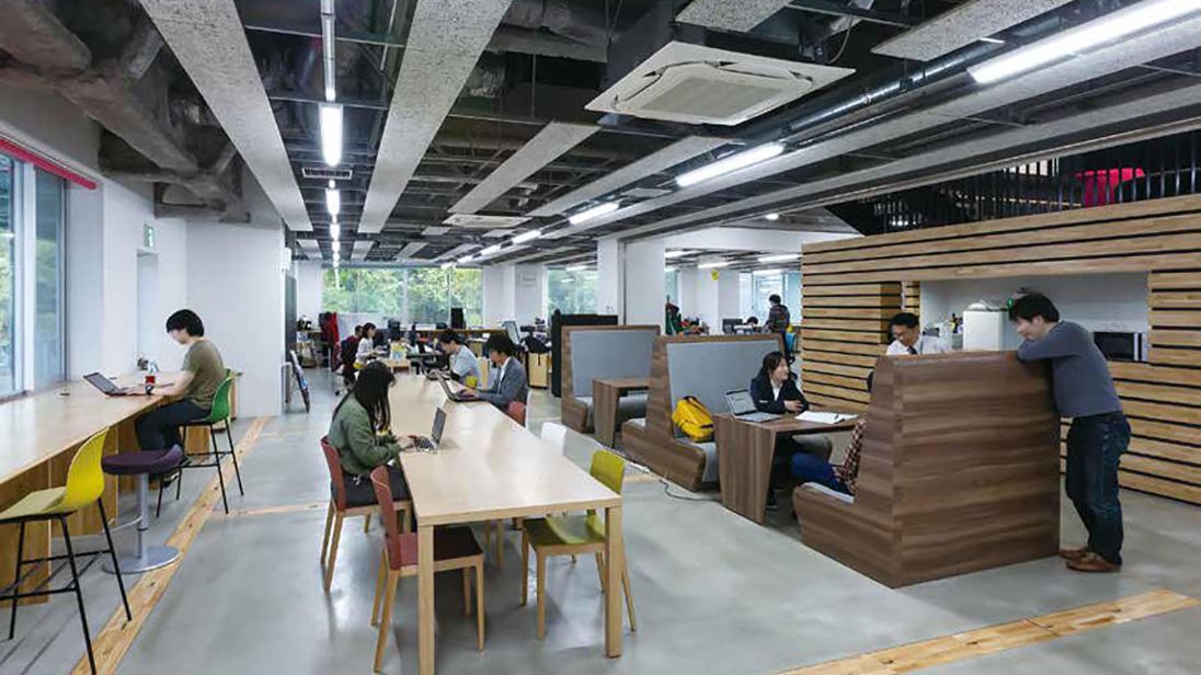 5階コミュニケーションスペース