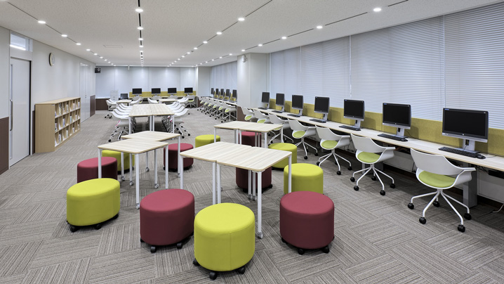 日本大学 経済学部図書館新棟