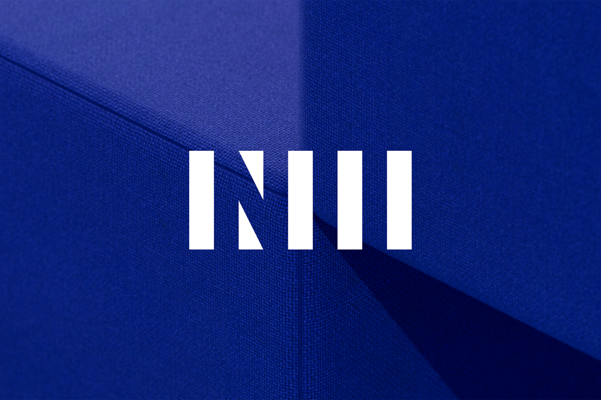 NII(ニー) NII(ニー)
