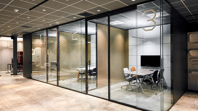 ADRED(アドレッド) ADRED(アドレッド)