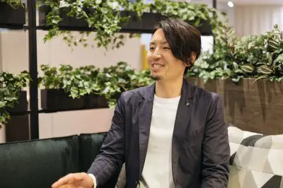 商品開発本部第2プロダクトマネジメント部の岡本周祐さん 商品開発本部第2プロダクトマネジメント部の岡本周祐さん