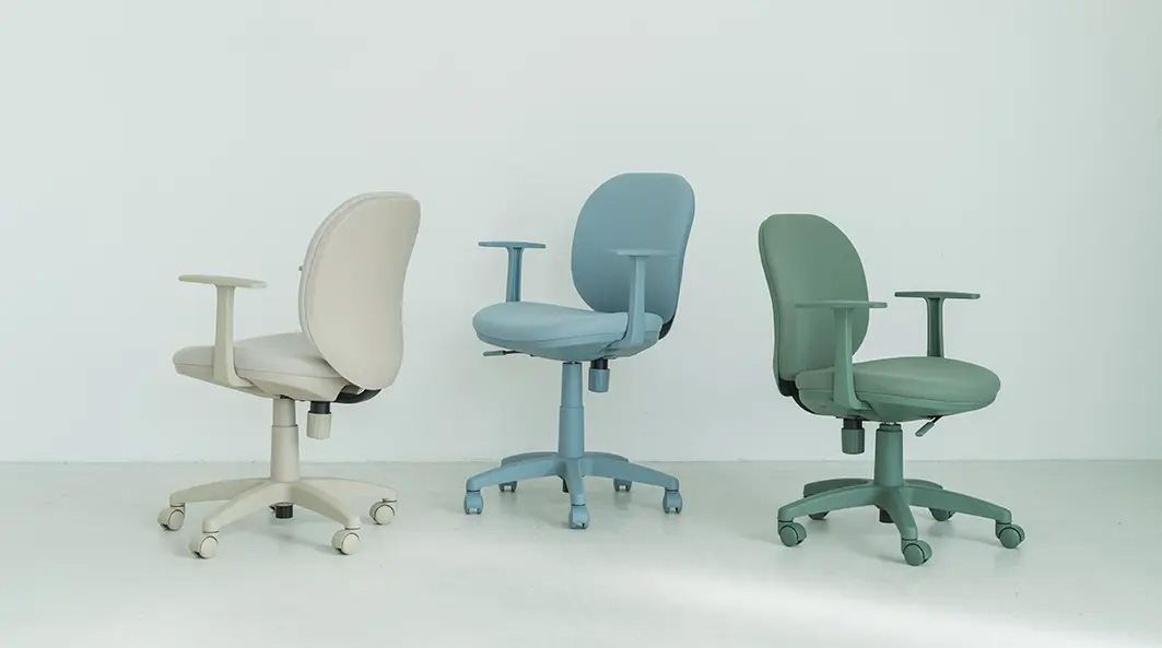 左からstone beige / fog blue / gunnii green 左からstone beige / fog blue / gunnii green