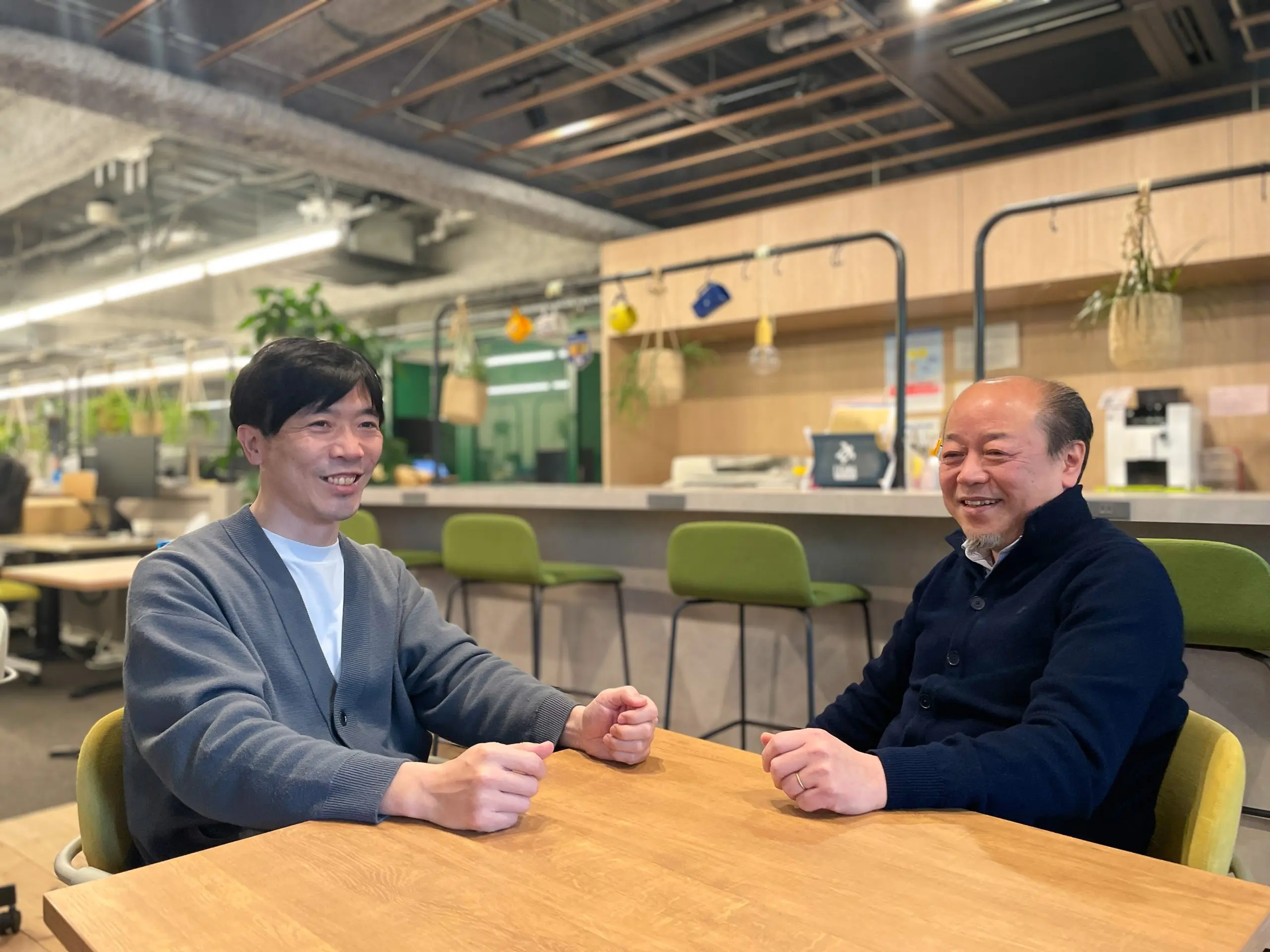 子どもたちの暮らしに寄り添った学習机の開発を目指します 子どもたちの暮らしに寄り添った学習机の開発を目指します