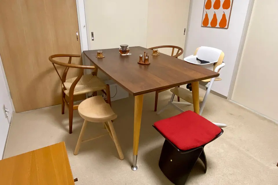 リビングには、お気に入りの名作イスを