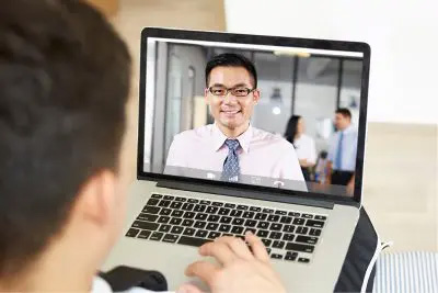 Web会議が多い場合は背景を確認する Web会議が多い場合は背景を確認する