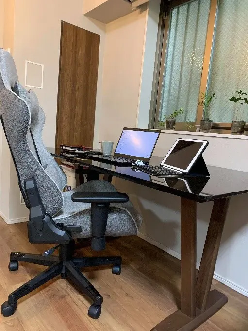 設置スペースや使う人の体格に合わせて、フレキシブルに調整できる