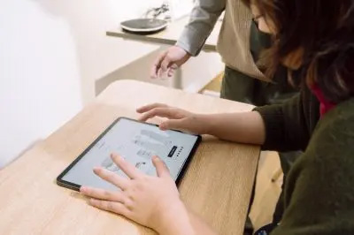 自分だけの「バーテブラ03」をオーダーするためのシミュレーターやサンプルもチェック! 自分だけの「バーテブラ03」をオーダーするためのシミュレーターやサンプルもチェック!