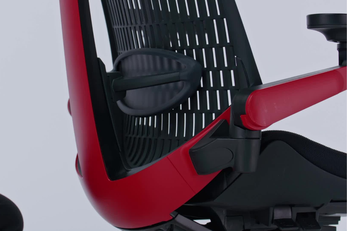 腰を支えるランバーサポート