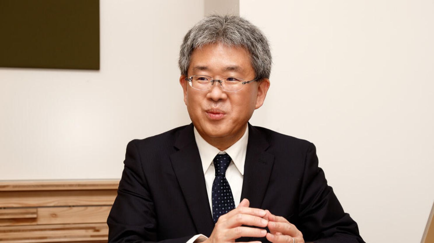 インタビューの様子 インタビューの様子