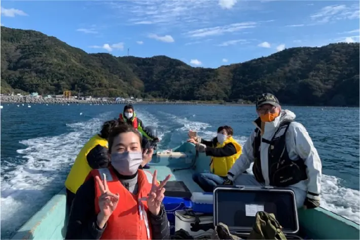 自信たっぷりで釣りスポットへ! 自信たっぷりで釣りスポットへ!