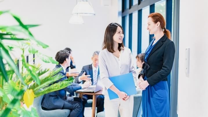 オフィスにBGMはいる？いらない？導入するメリットと注意点を解説