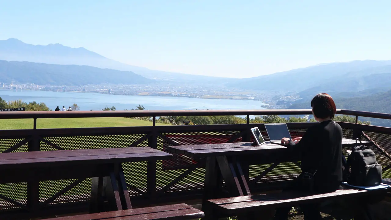 ちょっと離れた場所でソロワーク ちょっと離れた場所でソロワーク