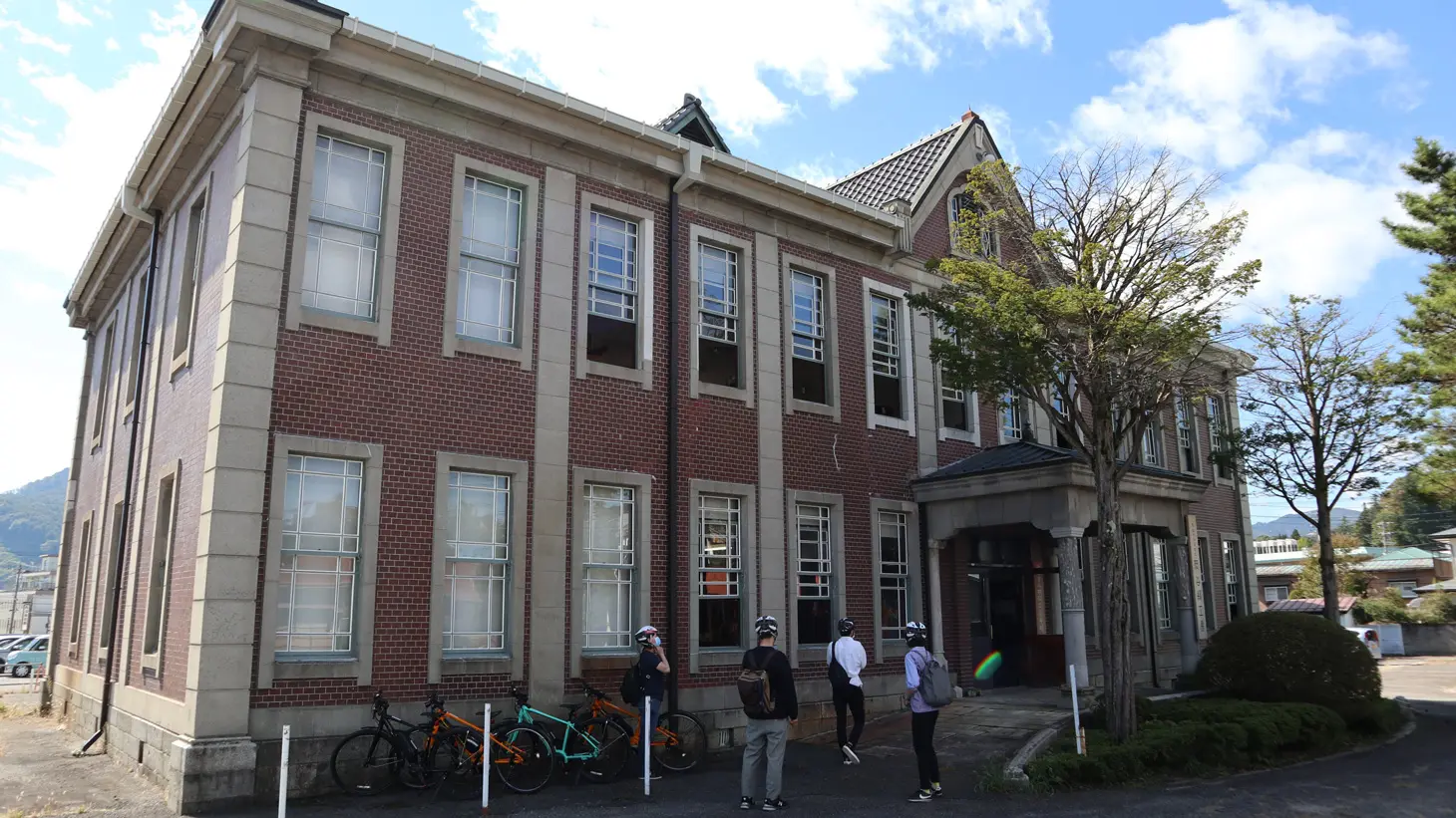 きぬのふるさと岡谷絹工房 きぬのふるさと岡谷絹工房