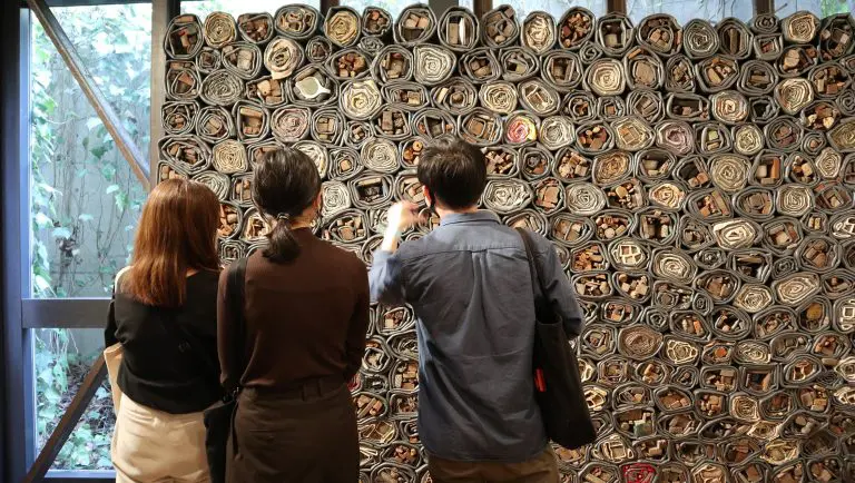 ヤニス・クネリス「無題」1996年 ヤニス・クネリス「無題」1996年