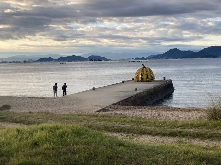 草間彌生「南瓜」2022年 © YAYOI KUSAMA 草間彌生「南瓜」2022年 © YAYOI KUSAMA