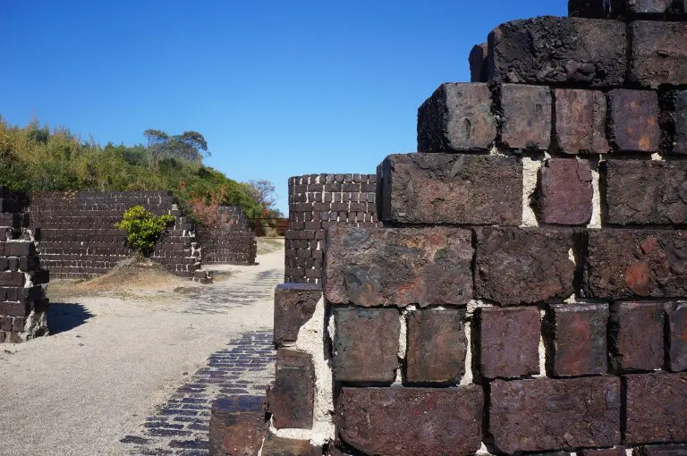 カラミ煉瓦 カラミ煉瓦