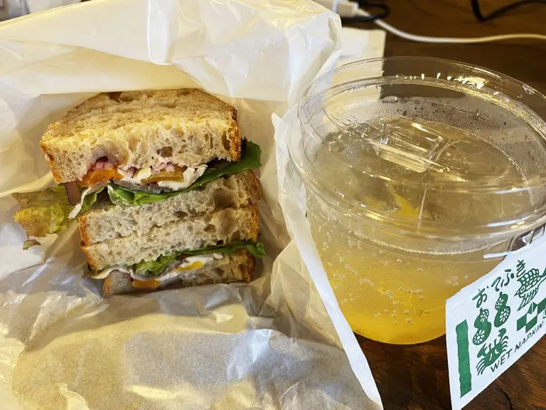 ダモンテ商会でテイクアウトしたサンドウィッチ ダモンテ商会でテイクアウトしたサンドウィッチ