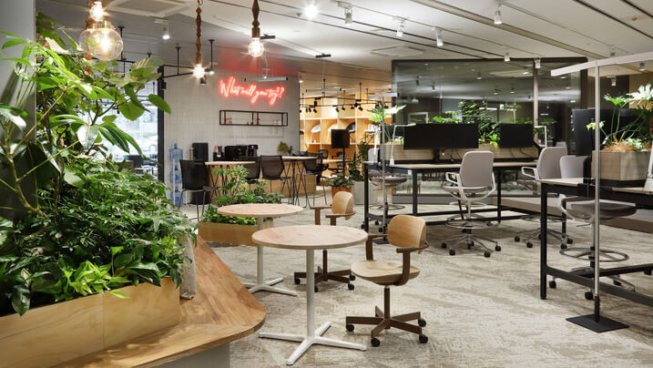 オフィスデザイン事例10選！おしゃれで機能的な空間づくりのコツ